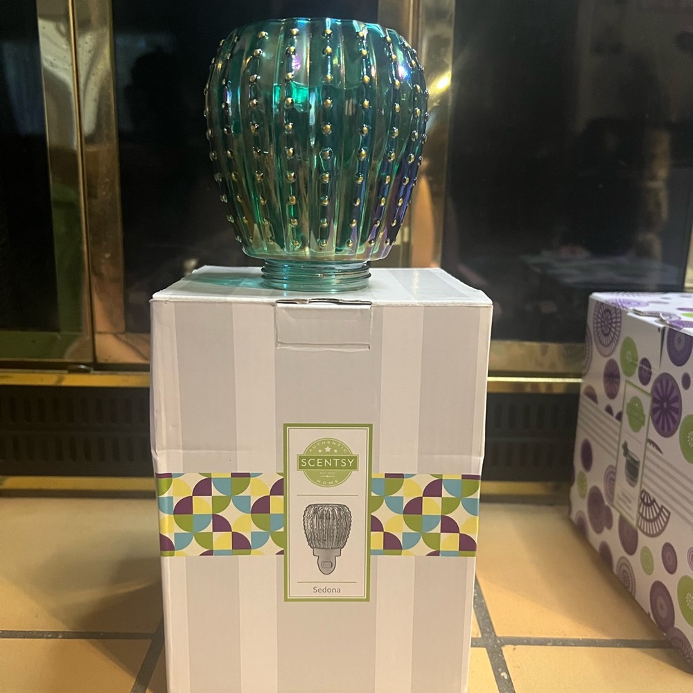 Scentsy Sedona  Mini Warmer